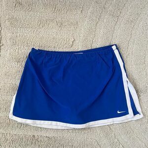 Nike Women's Blue and Navy Skirt
